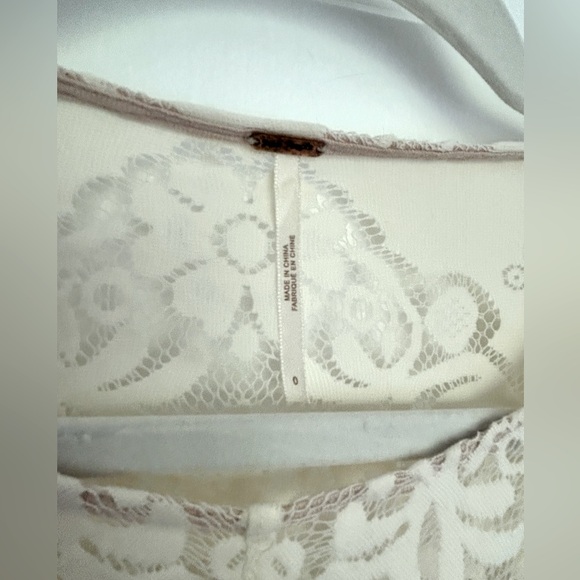 Free People Lover's Folk Song Lace Open Back Bell Sleeve Boho Ivory Cream Dress - Picture 3 of 4